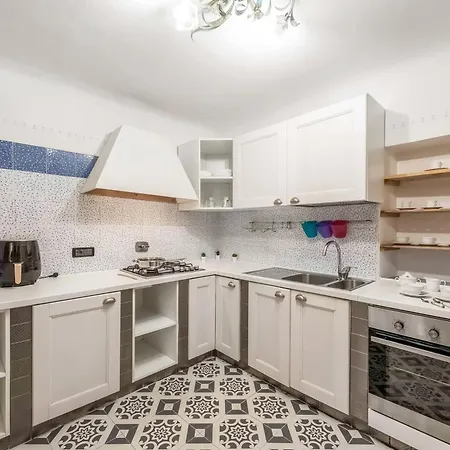 Daire House Via Caffaro - Happy *